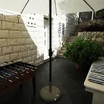 Mirela מליני