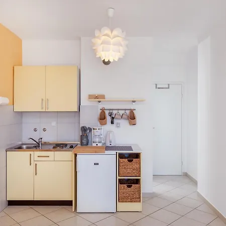Apartment Mirela *