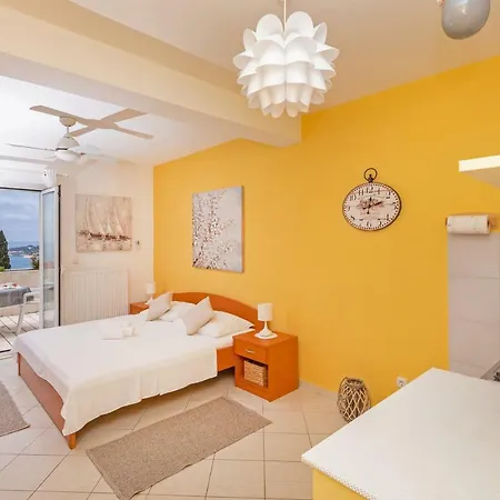 Mirela Apartment