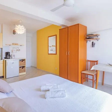Mirela Apartment *